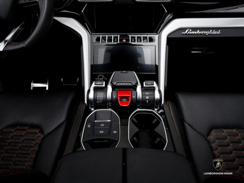 2020 Lamborghini Urus, 19/30