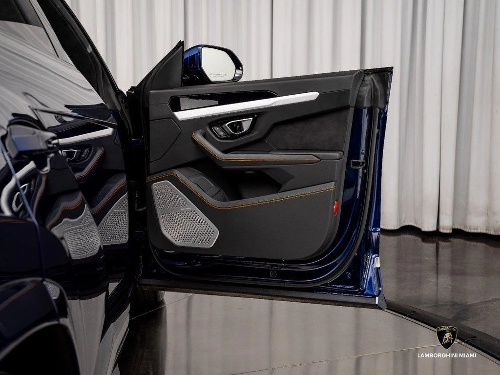 2020 Lamborghini Urus, 20/30