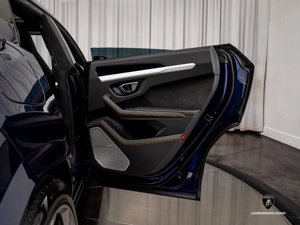 2020 Lamborghini Urus, 27/30