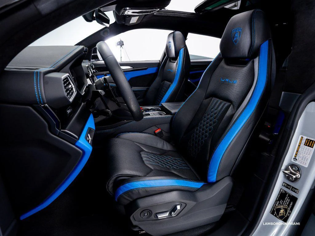 2023 Lamborghini Urus S, 12/30