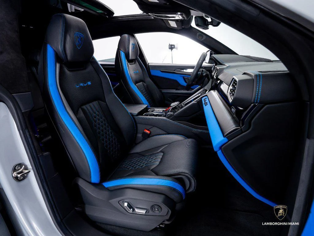 2023 Lamborghini Urus S, 19/30