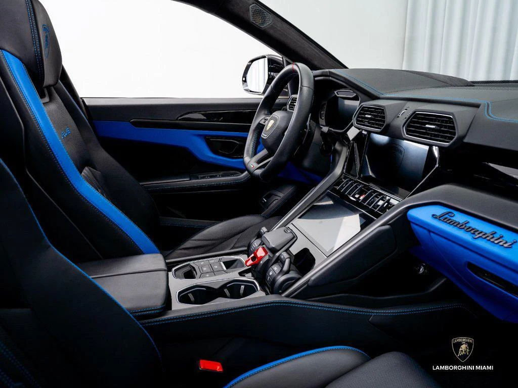 2023 Lamborghini Urus S, 23/30
