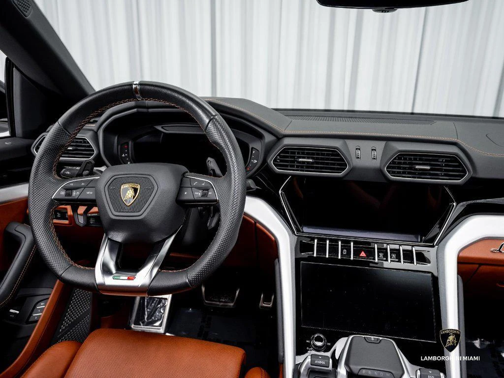 2022 Lamborghini Urus, 18/30