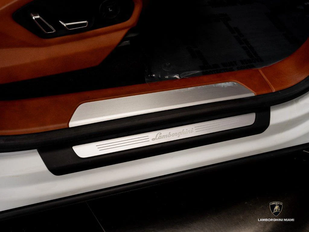2022 Lamborghini Urus, 21/30
