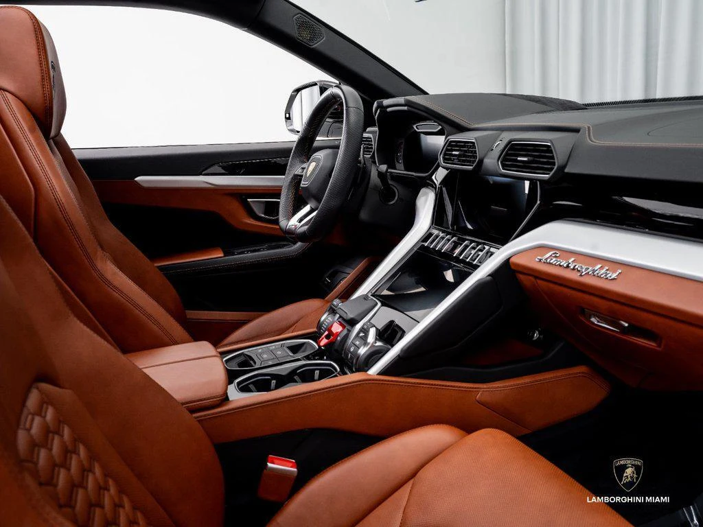 2022 Lamborghini Urus, 23/30