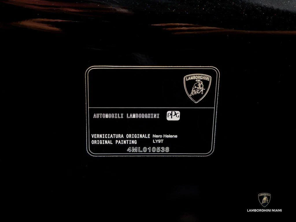 2025 Lamborghini Urus SE AWD, 3/30