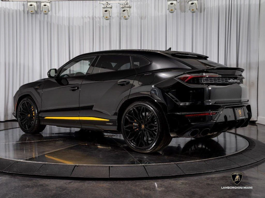 2025 Lamborghini Urus SE AWD, 6/30
