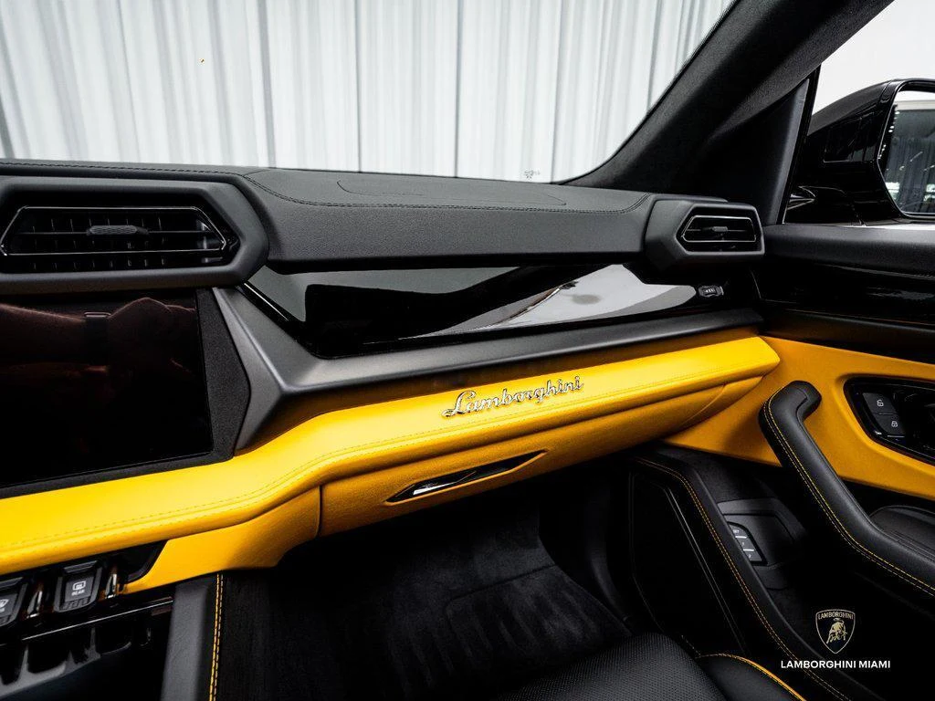 2025 Lamborghini Urus SE AWD, 15/30