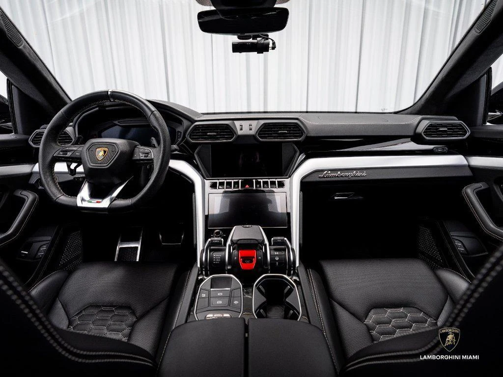2019 Lamborghini Urus, 17/30