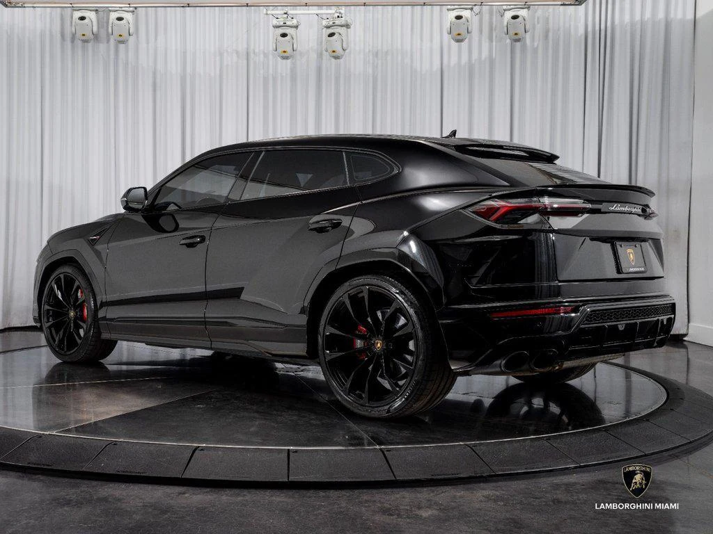 2022 Lamborghini Urus, 5/30