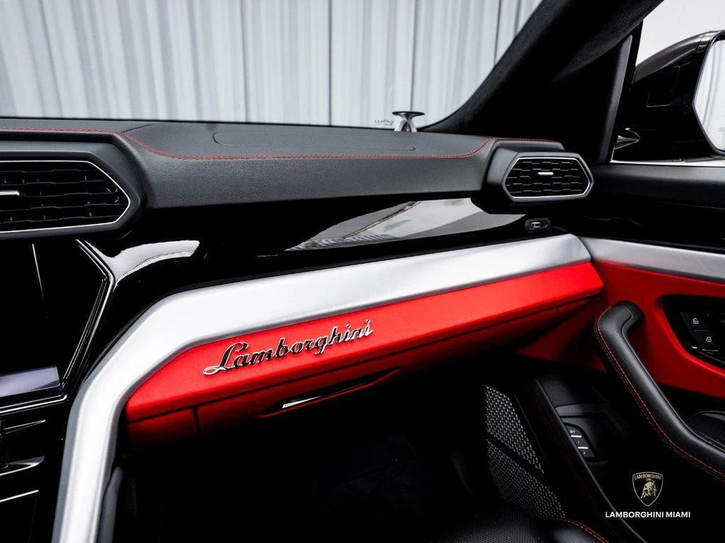 2022 Lamborghini Urus, 15/30