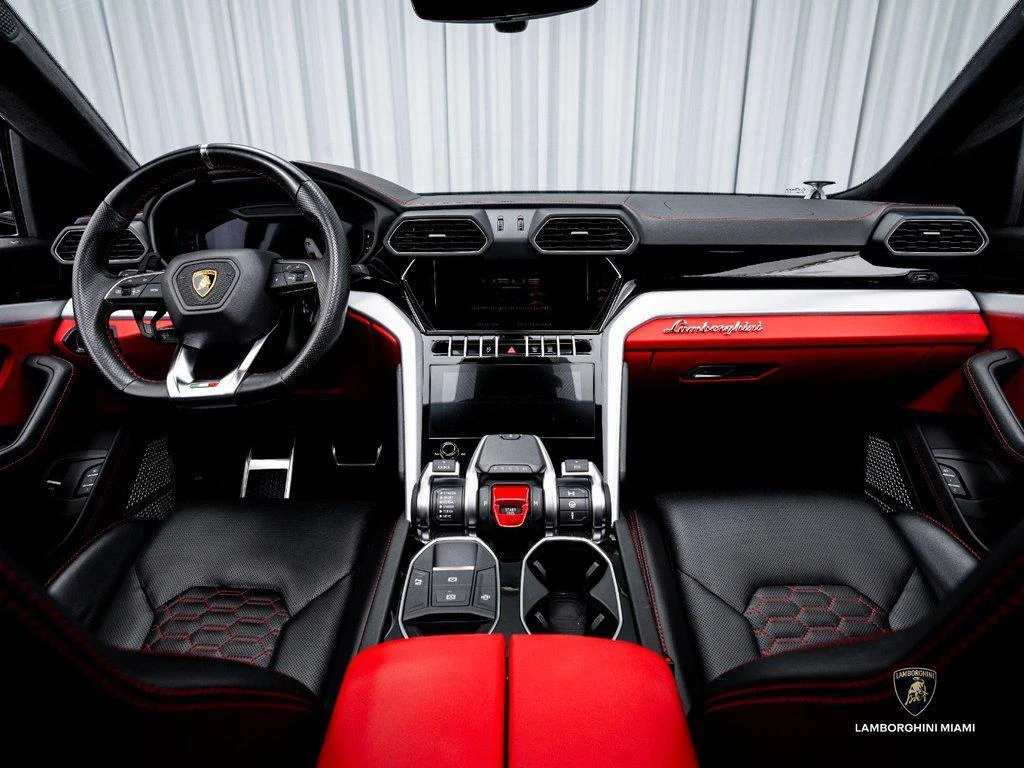 2022 Lamborghini Urus, 17/30