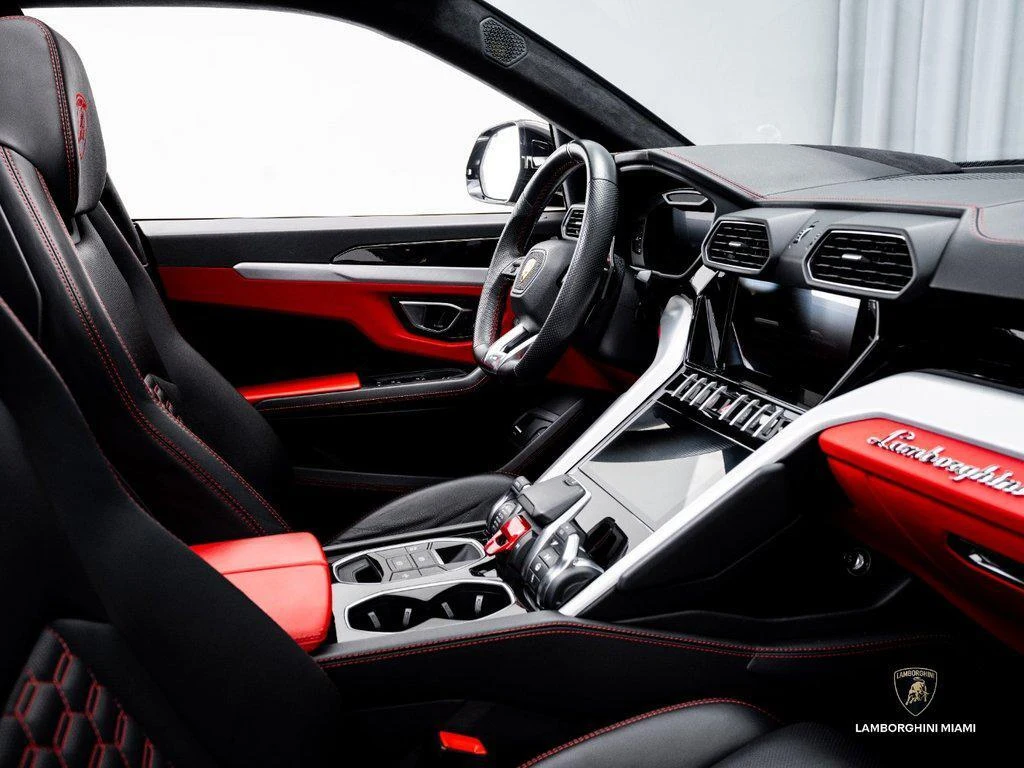 2022 Lamborghini Urus, 23/30