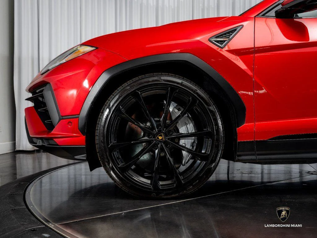 2024 Lamborghini Urus S, 4/30