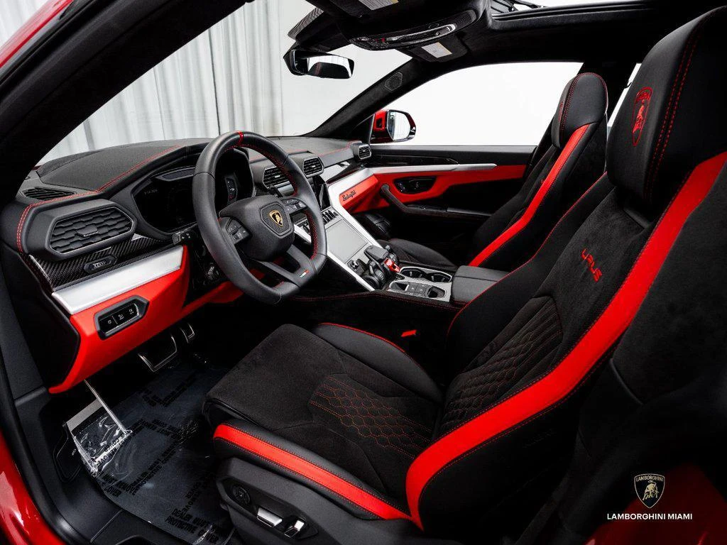 2024 Lamborghini Urus S, 12/30