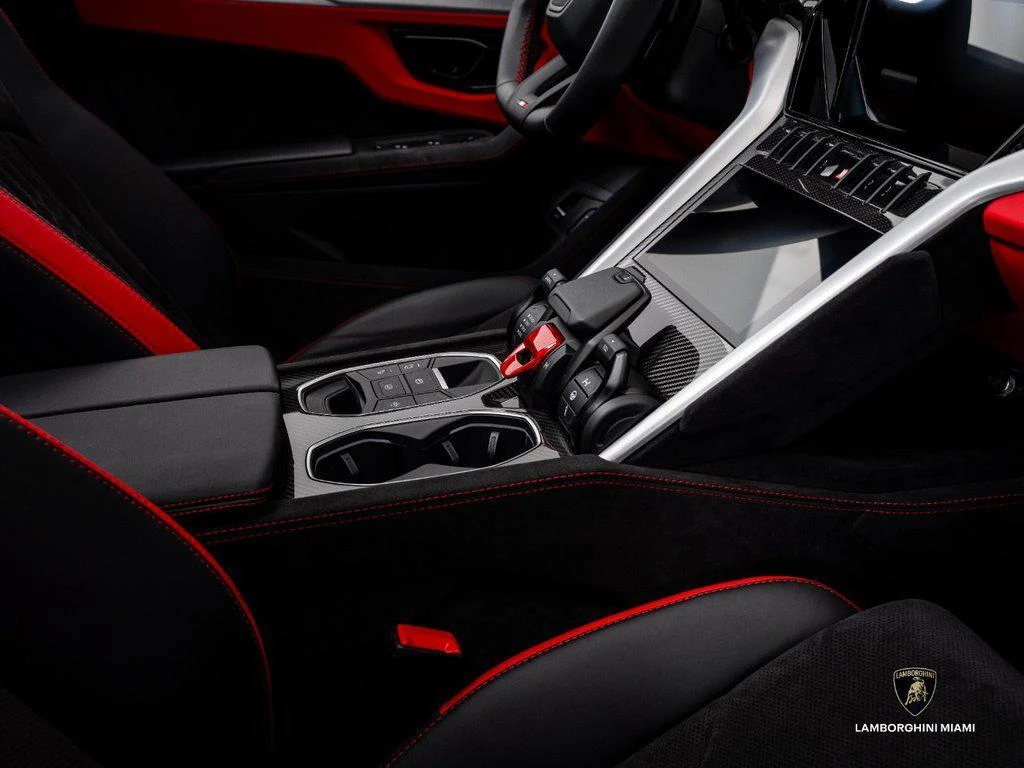 2024 Lamborghini Urus S, 24/30