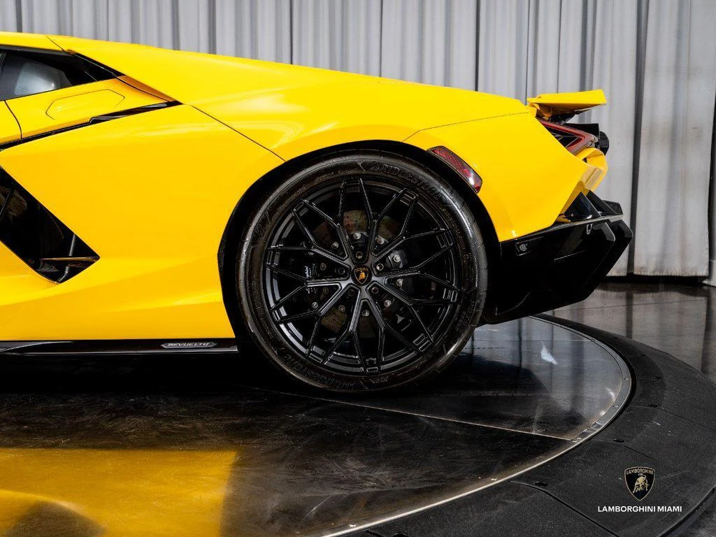 2024 Lamborghini Revuelto, 7/30