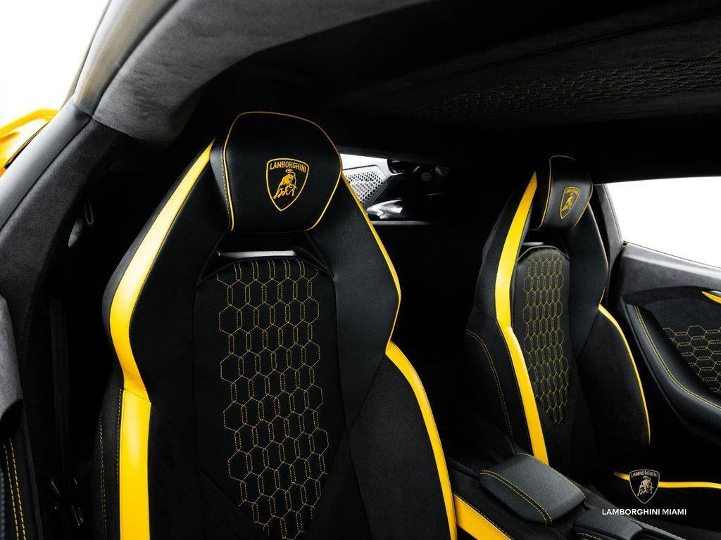 2024 Lamborghini Revuelto, 25/30
