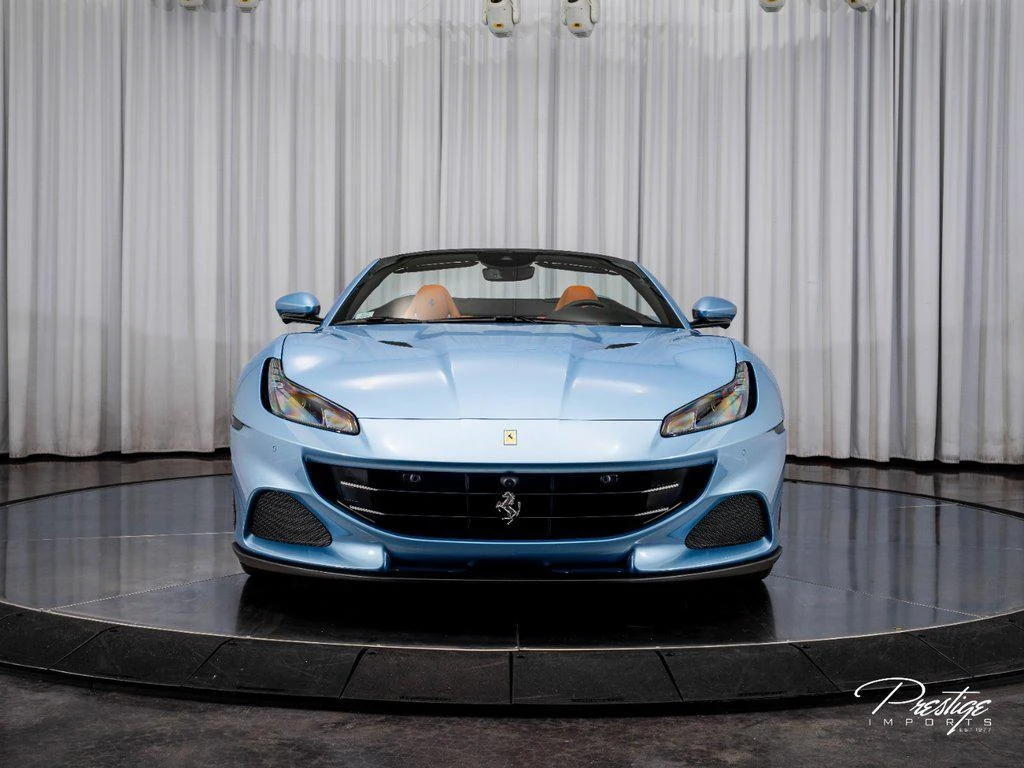 2023 Ferrari Portofino M, 2/30