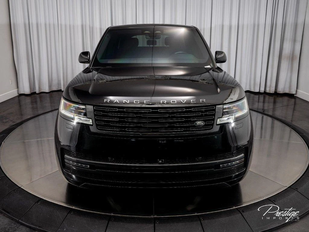 2024 Land Rover Range Rover SE, 2/30