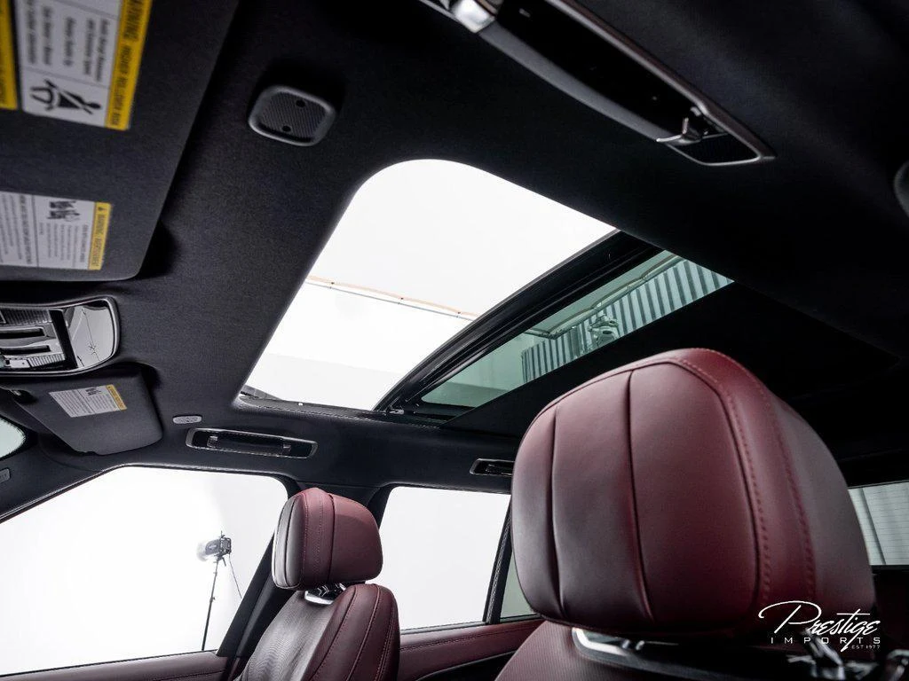 2024 Land Rover Range Rover SE, 28/30