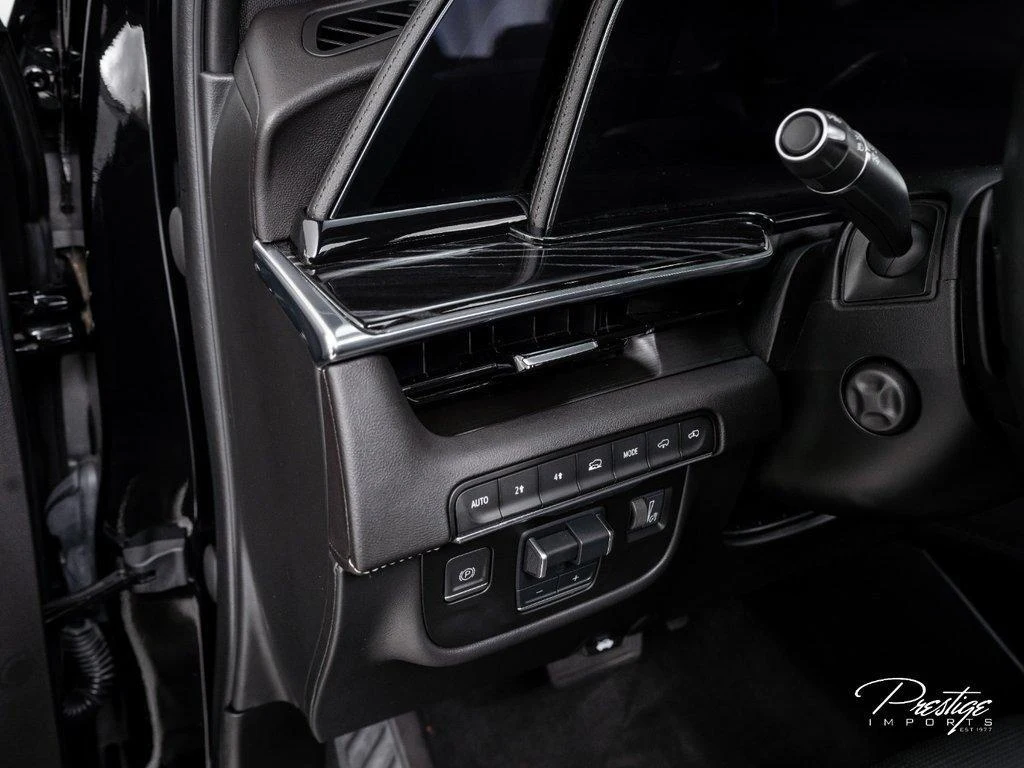 2022 Cadillac Escalade Sport, 13/30
