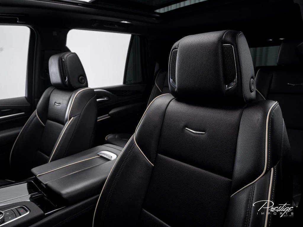 2022 Cadillac Escalade Sport, 16/30