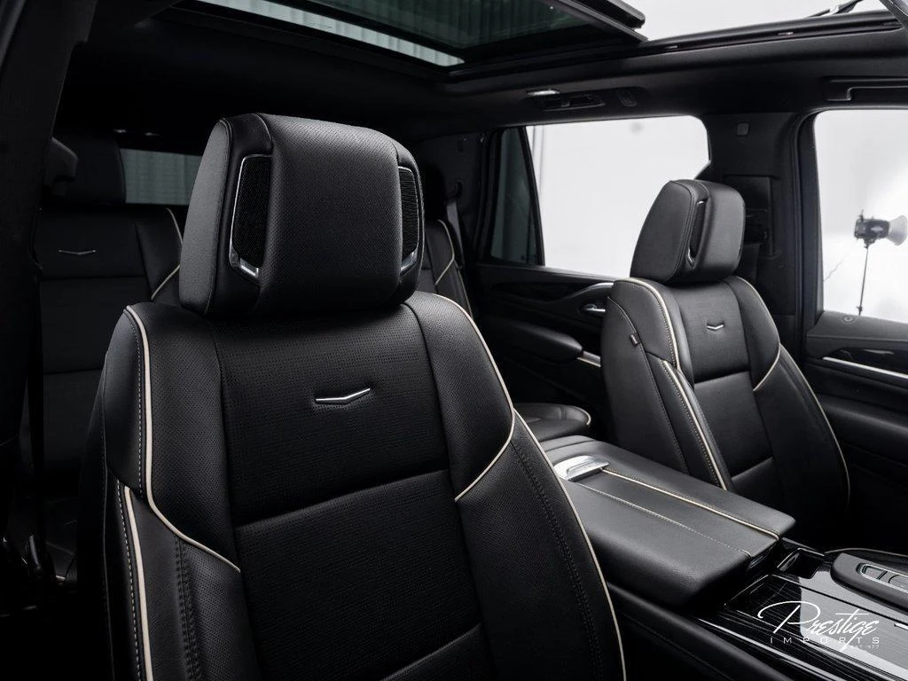 2022 Cadillac Escalade Sport, 22/30