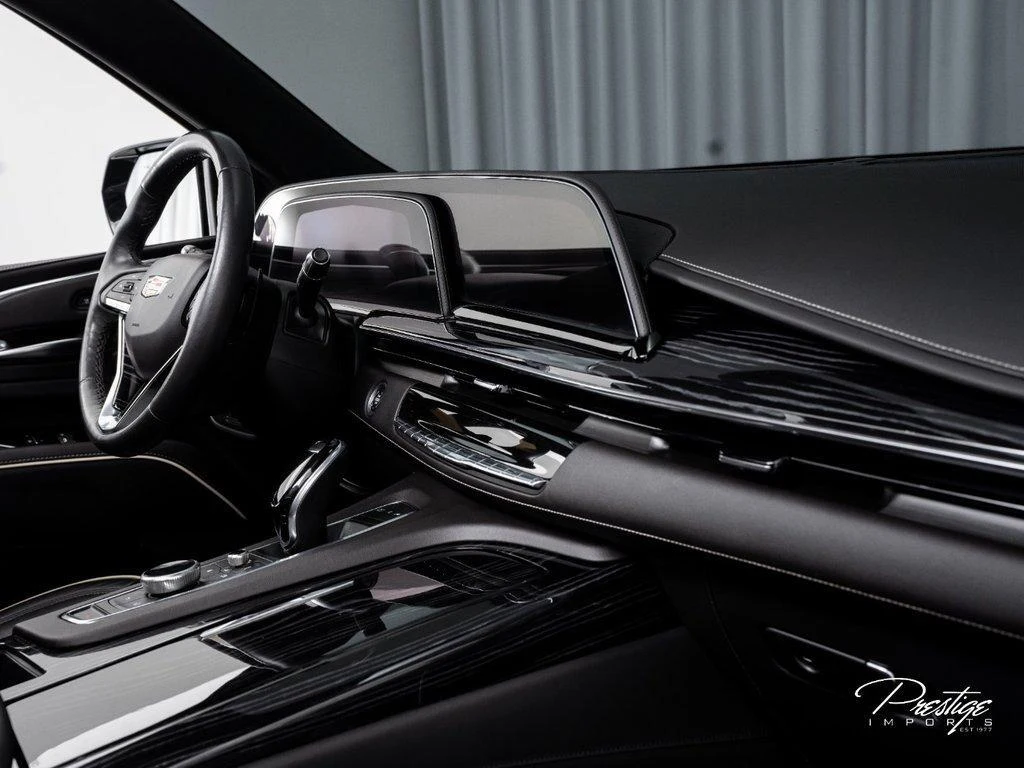 2022 Cadillac Escalade Sport, 24/30
