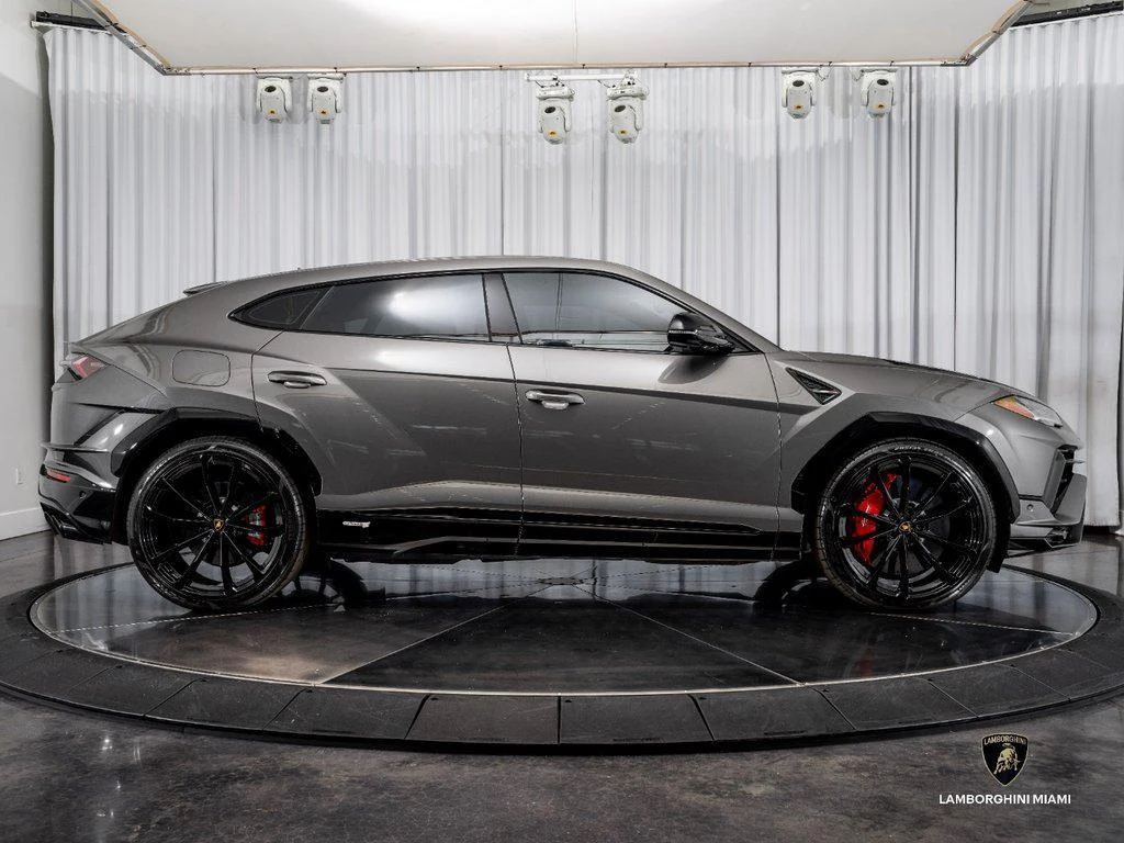 2023 Lamborghini Urus S, 9/30