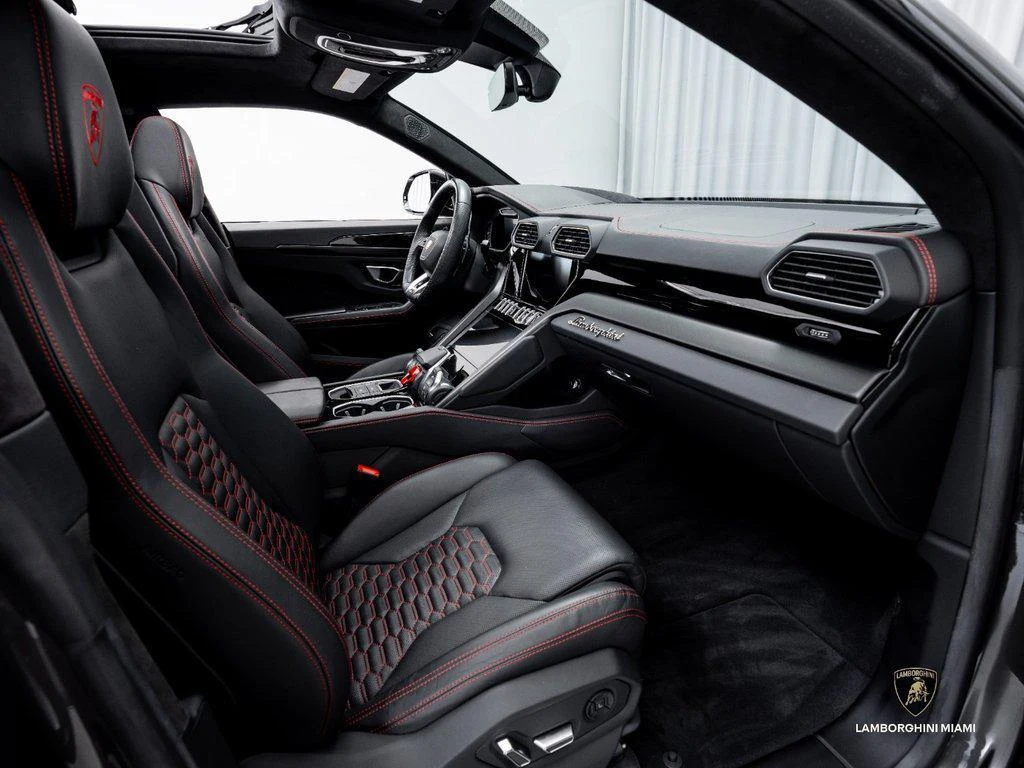 2023 Lamborghini Urus S, 21/30
