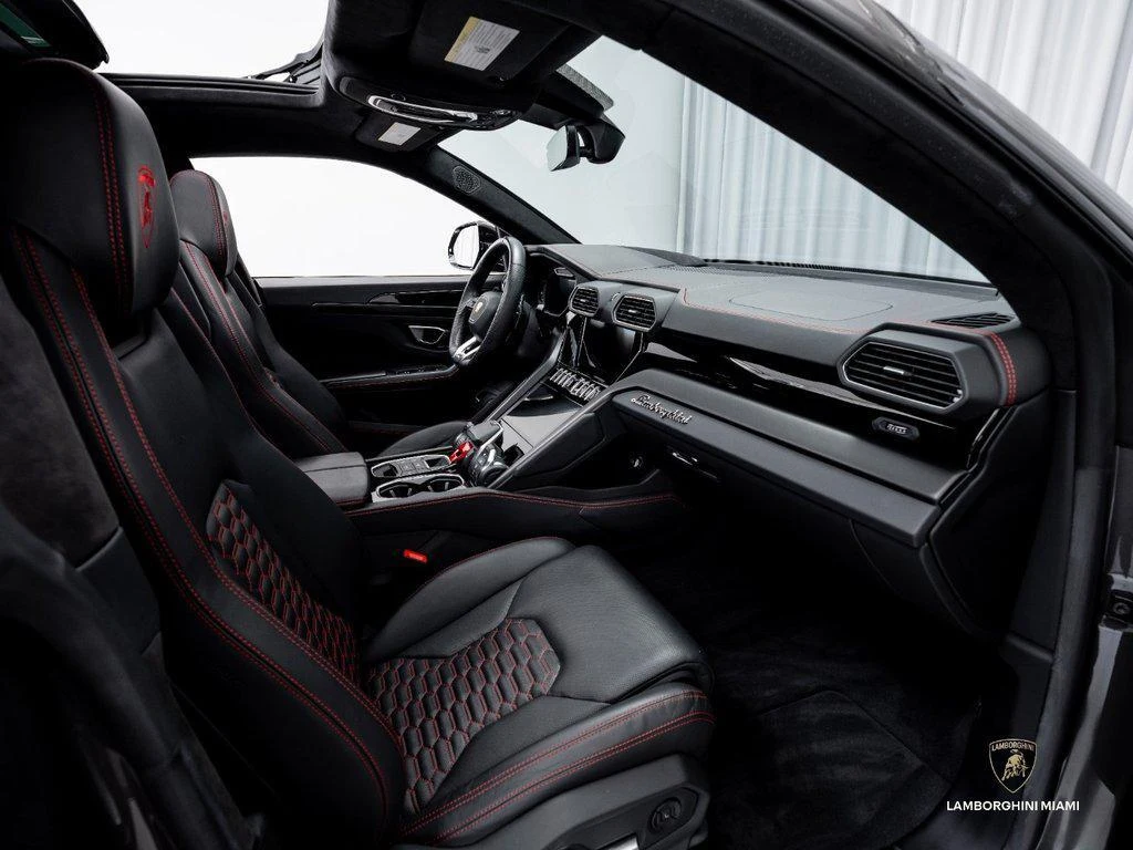 2023 Lamborghini Urus S, 22/30