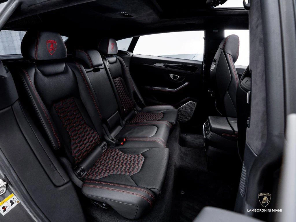 2023 Lamborghini Urus S, 28/30