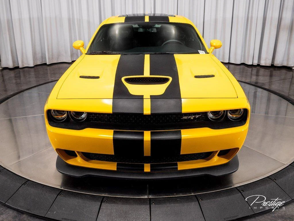 2017 Dodge Challenger SRT Hellcat, 2/30