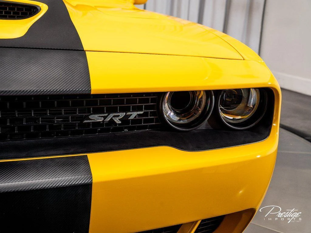 2017 Dodge Challenger SRT Hellcat, 3/30