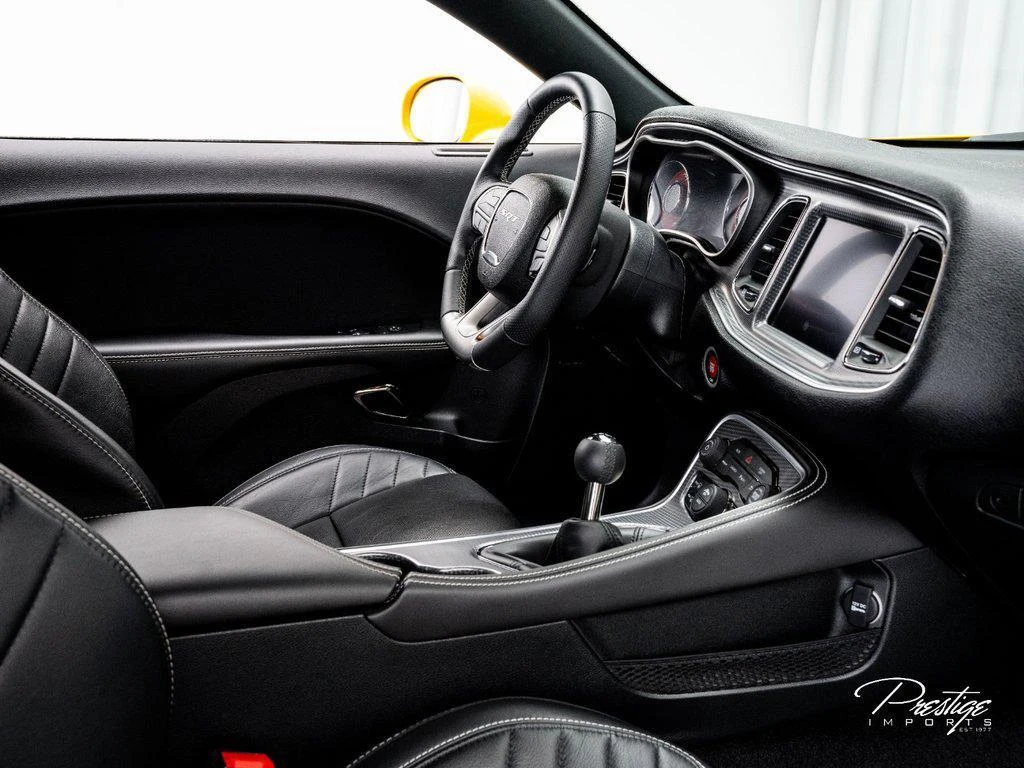 2017 Dodge Challenger SRT Hellcat, 26/30