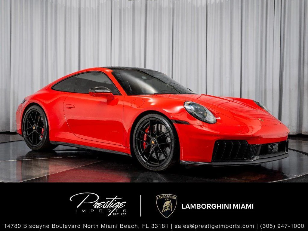 Porsche 911 (992.2) Carrera 4 GTS | Lamborghini Miami