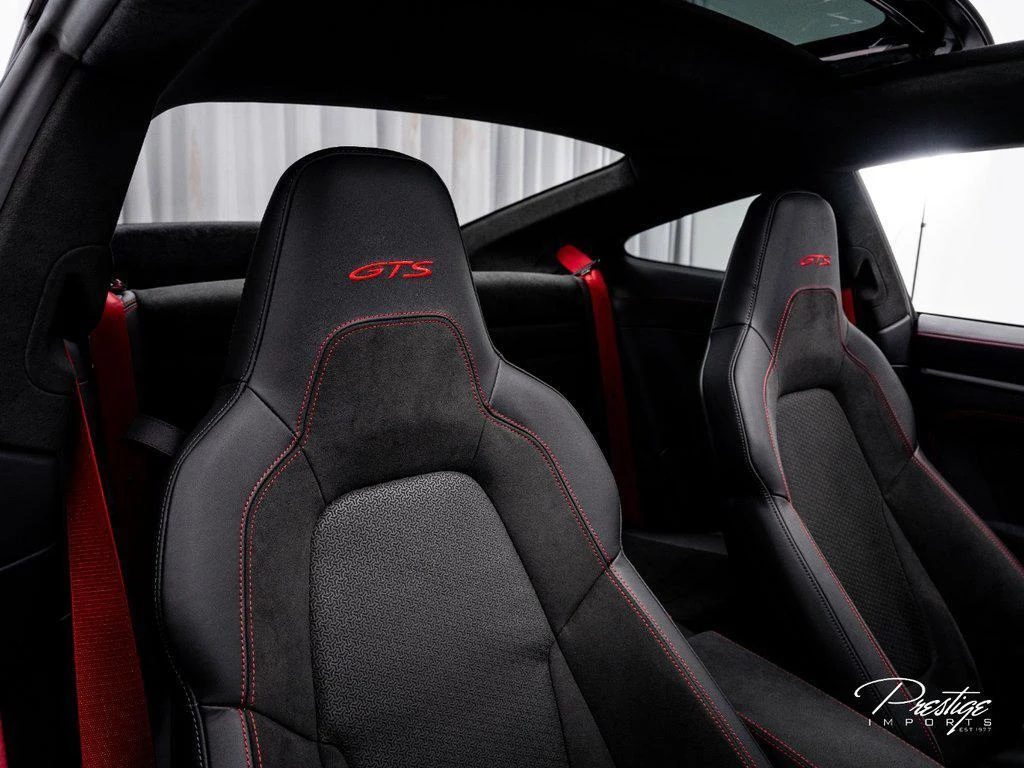 2026 Porsche 911 (992.2) Carrera 4 GTS, 24/30