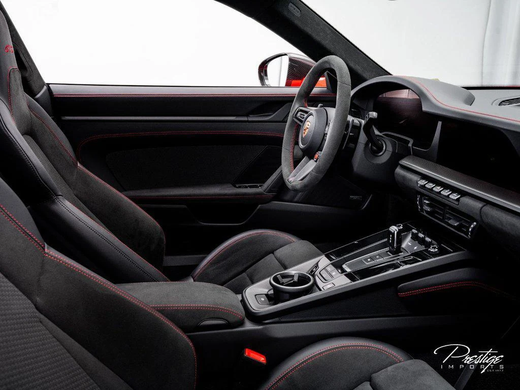 2026 Porsche 911 (992.2) Carrera 4 GTS, 26/30