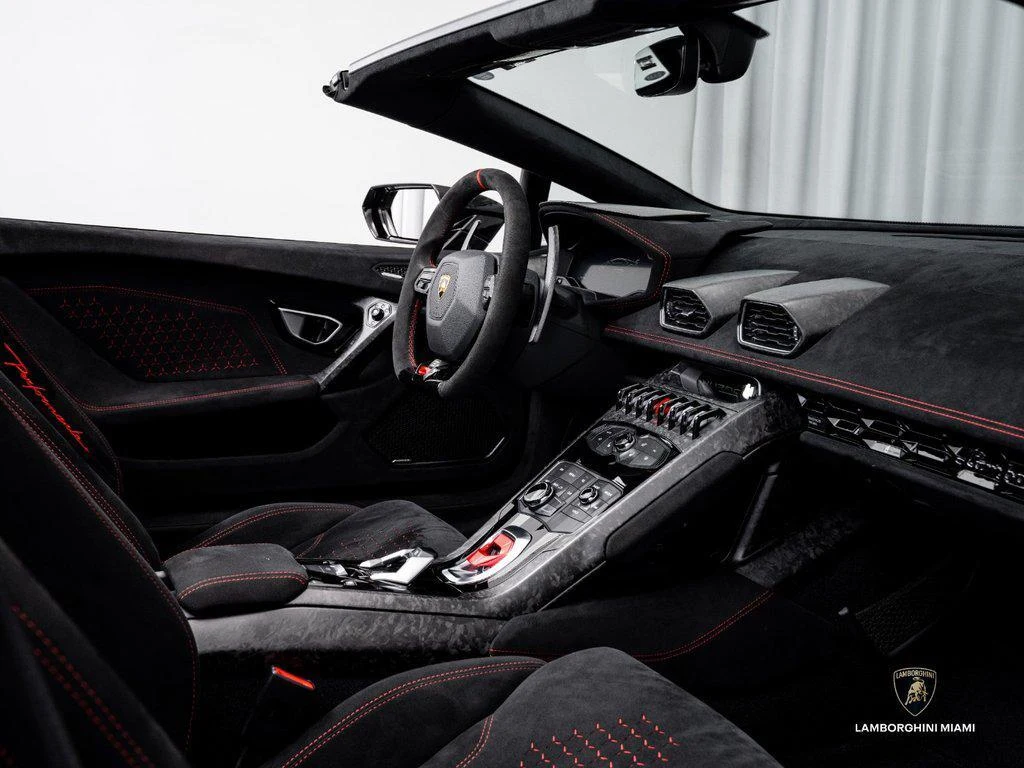 2018 Lamborghini Huracán Performante Spyder, 26/30
