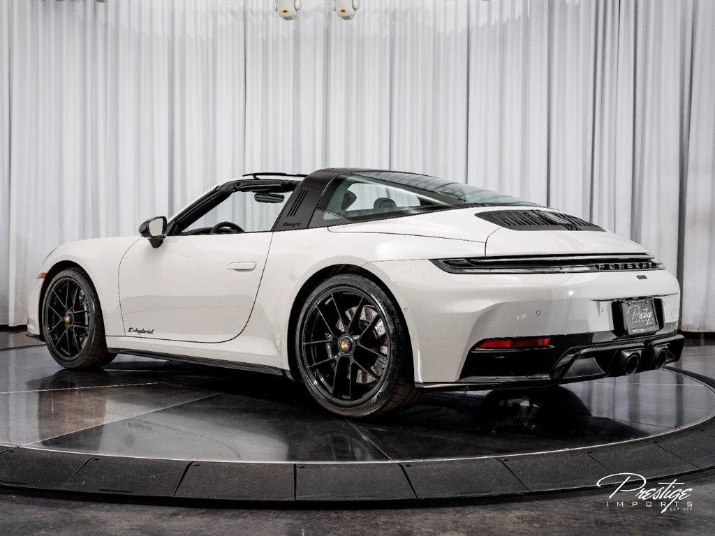 2025 Porsche 911 (992) Targa 4 GTS, 9/30