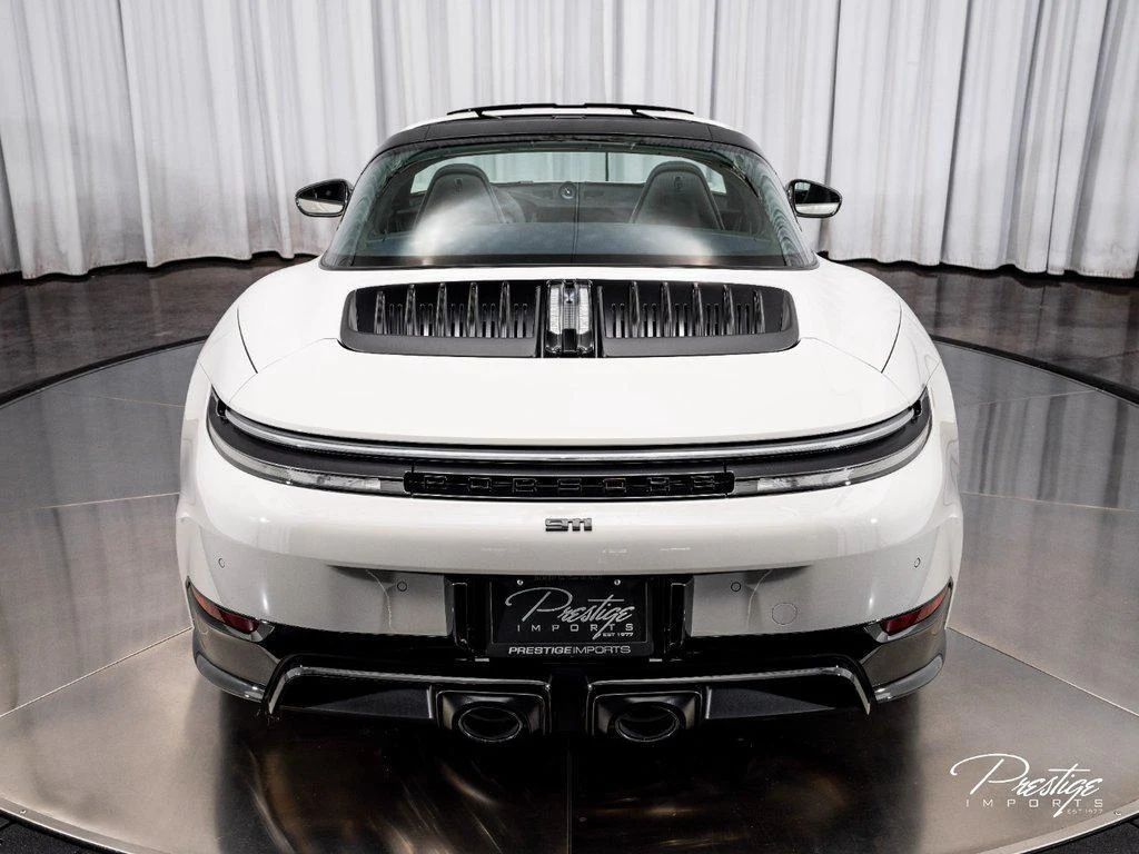 2025 Porsche 911 (992) Targa 4 GTS, 11/30