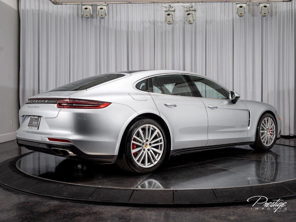 2017 Porsche Panamera Turbo, 8/30