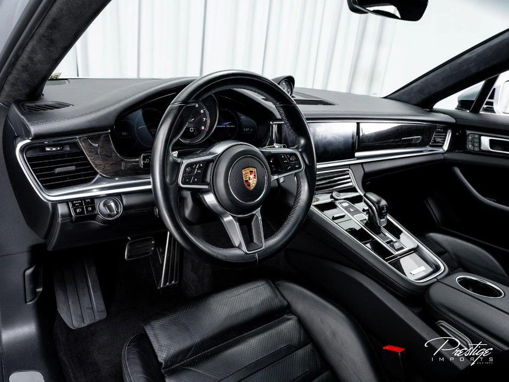 2017 Porsche Panamera Turbo, 16/30