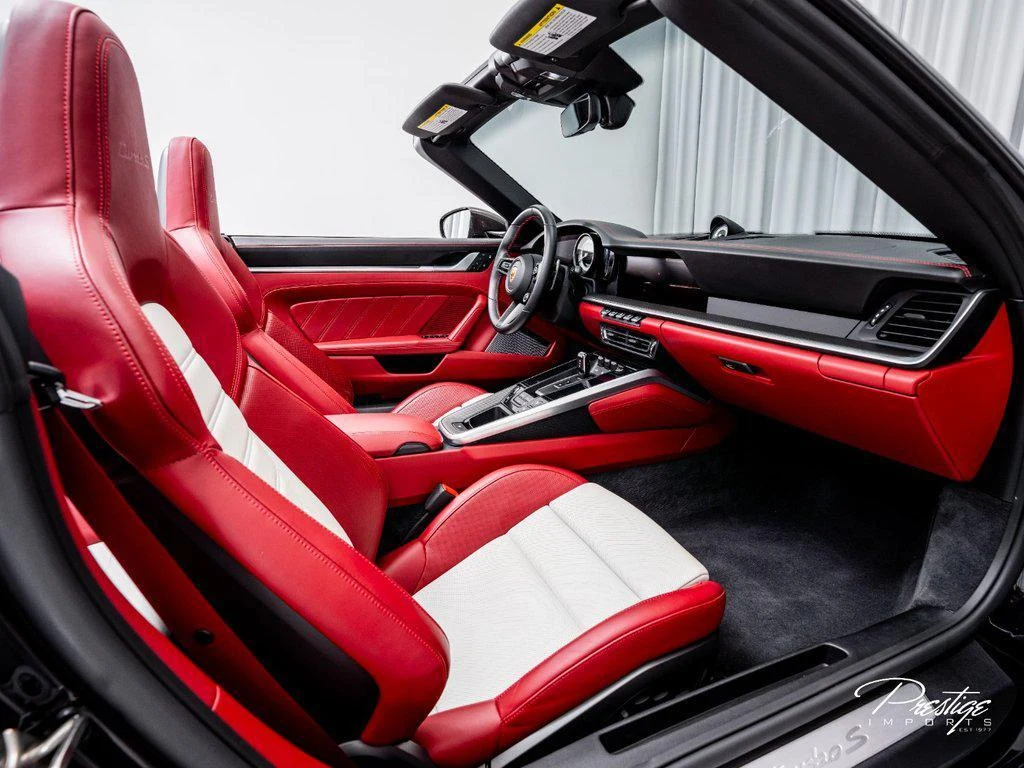 2022 Porsche 911 (992.1) Turbo S Cabriolet, 25/30