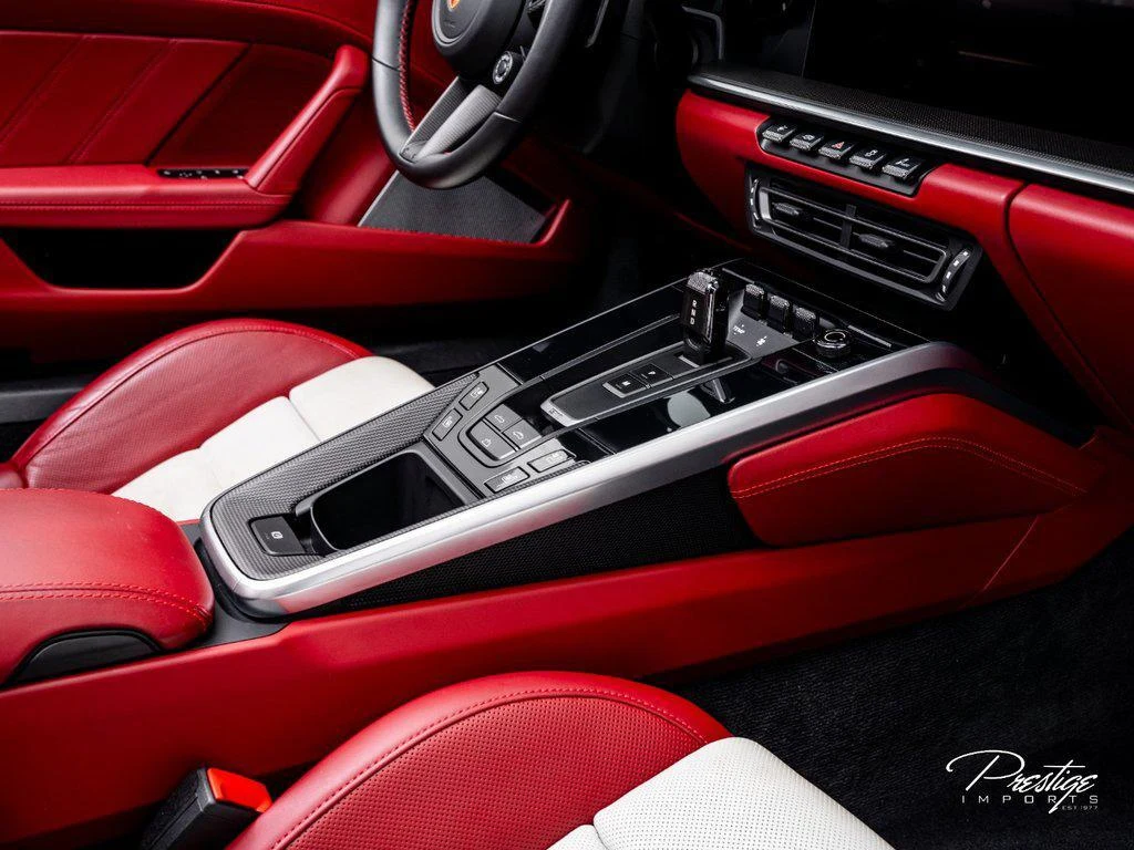 2022 Porsche 911 (992.1) Turbo S Cabriolet, 27/30