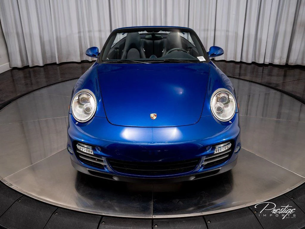 2011 Porsche 911 (997.2) Turbo S Cabriolet, 3/30