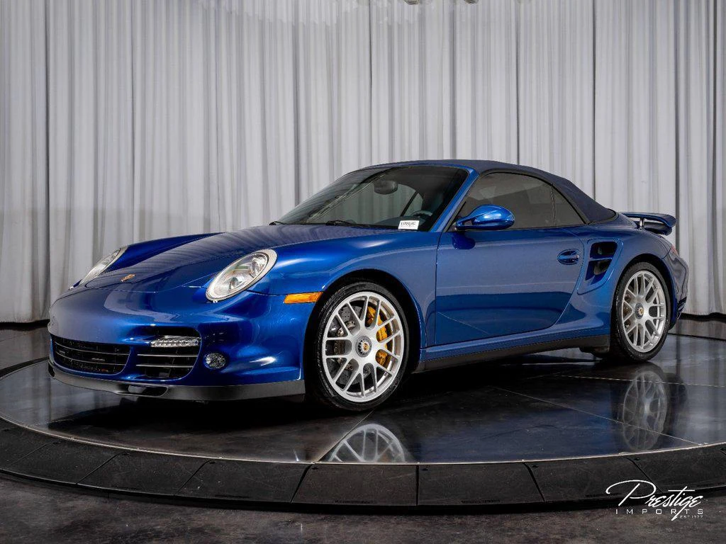 2011 Porsche 911 (997.2) Turbo S Cabriolet, 4/30