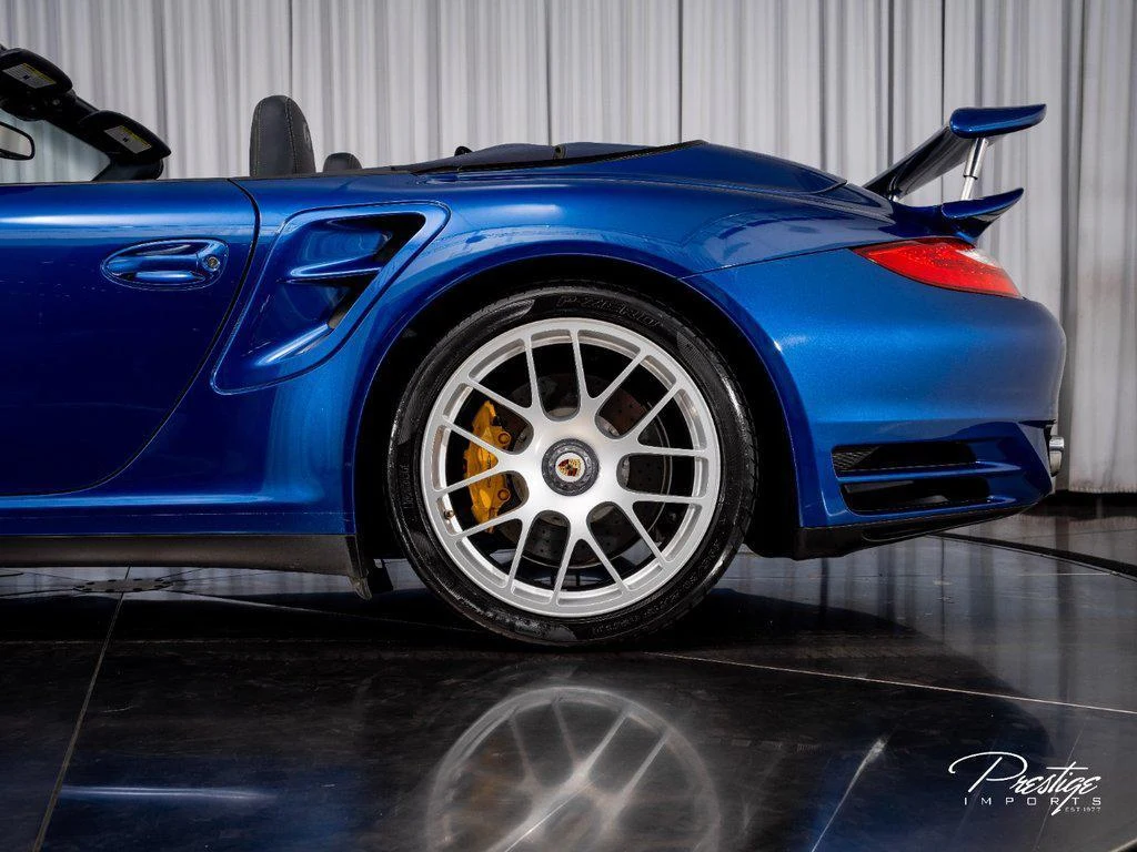 2011 Porsche 911 (997.2) Turbo S Cabriolet, 7/30