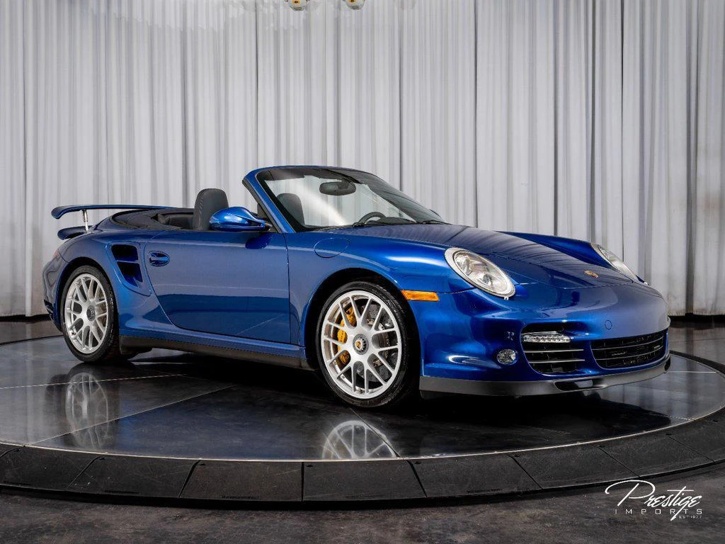 2011 Porsche 911 (997.2) Turbo S Cabriolet, 15/30